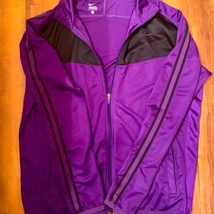 Nike lightweight jacket
